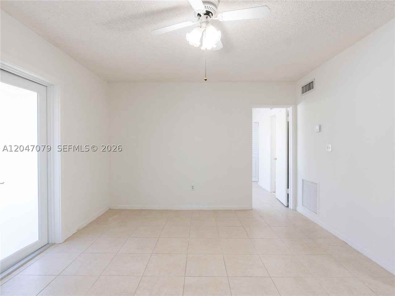 3360 Sw 6th St #TOP - Photo 5 of 21