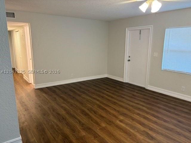 15 Ne 13th St #B - Photo 2 of 31