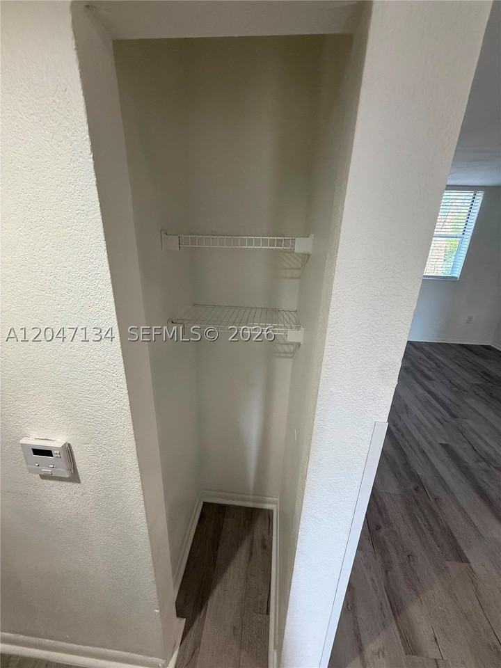 1205 Nw 103rd Ln #201 - Photo 5 of 12