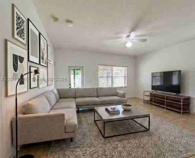 2356 Ne 3rd Ct #2356 - Photo 2 of 34