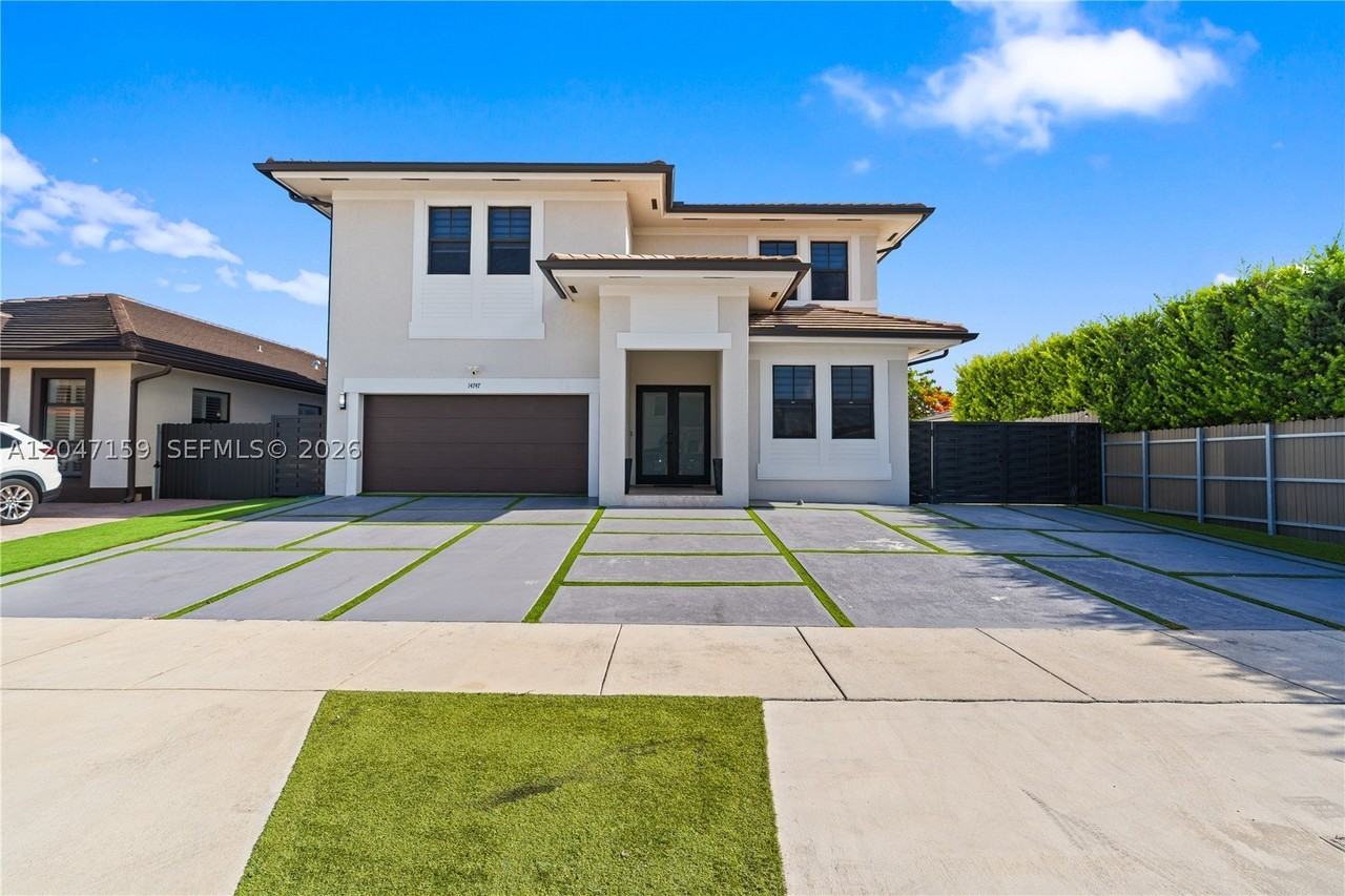 14747 Sw 38th Ter - Photo 3 of 46