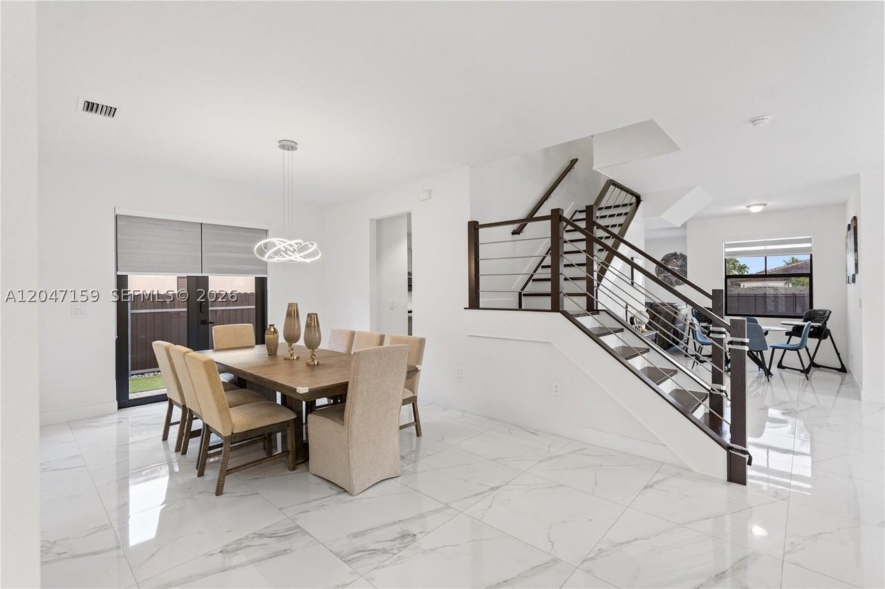 14747 Sw 38th Ter - Photo 5 of 46