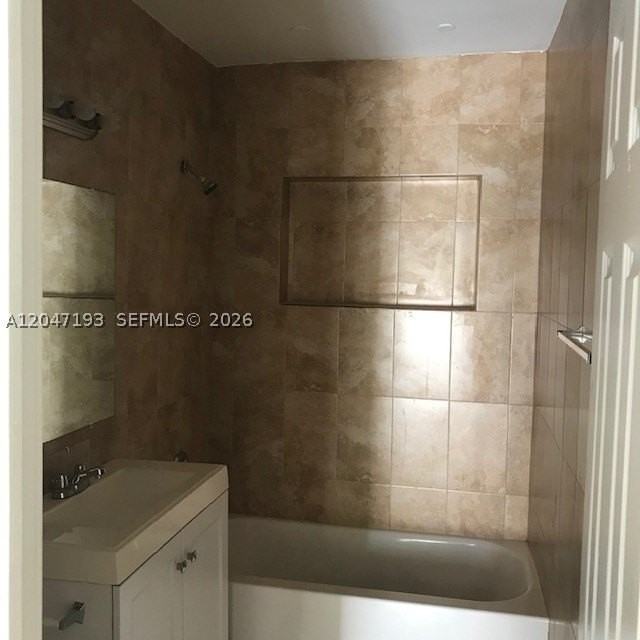 1632 Ne 183rd St #1632 - Photo 5 of 24