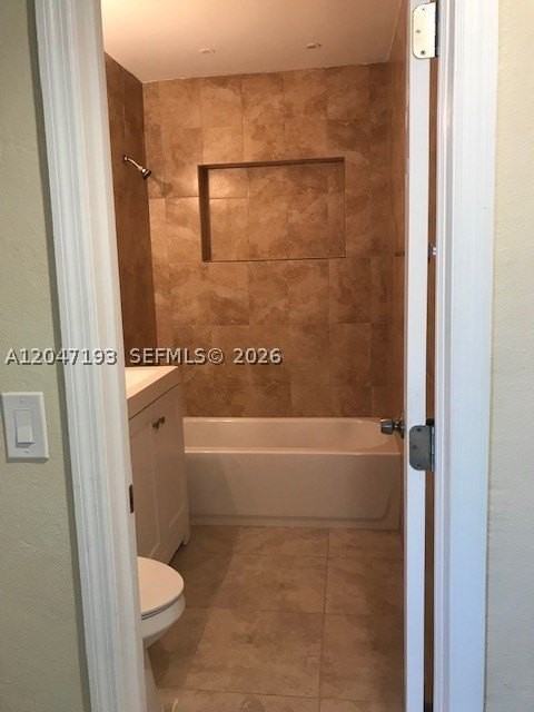 1632 Ne 183rd St #1632 - Photo 7 of 24