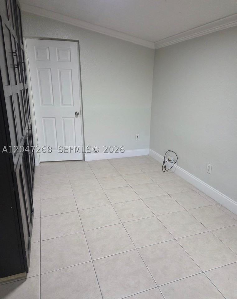 6118 Royal Palm Blvd - Photo 4 of 12