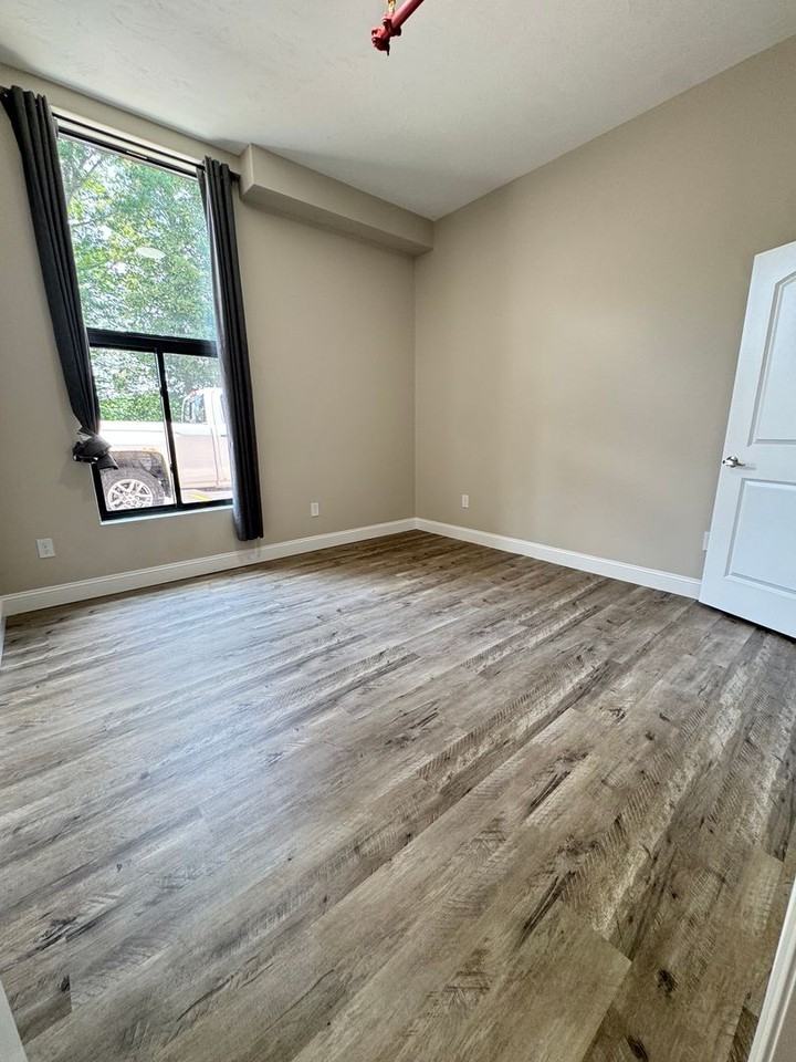 70 Webster St #102 - Photo 7 of 7