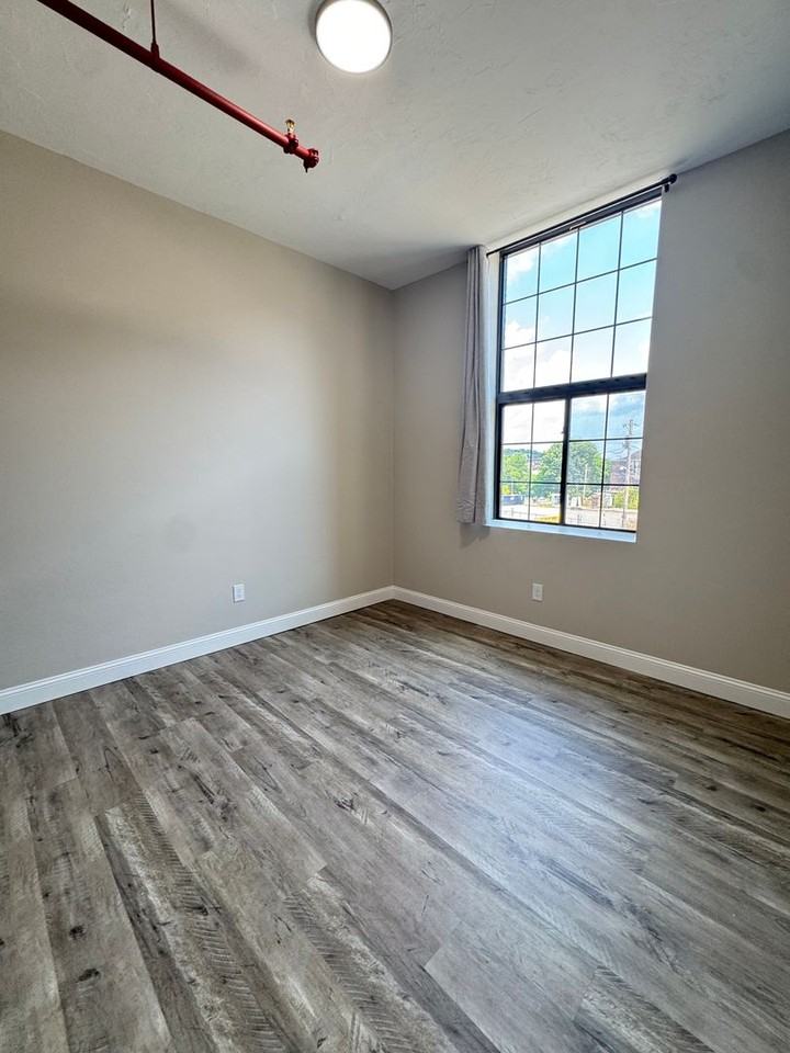 70 Webster St #203 - Photo 3 of 5