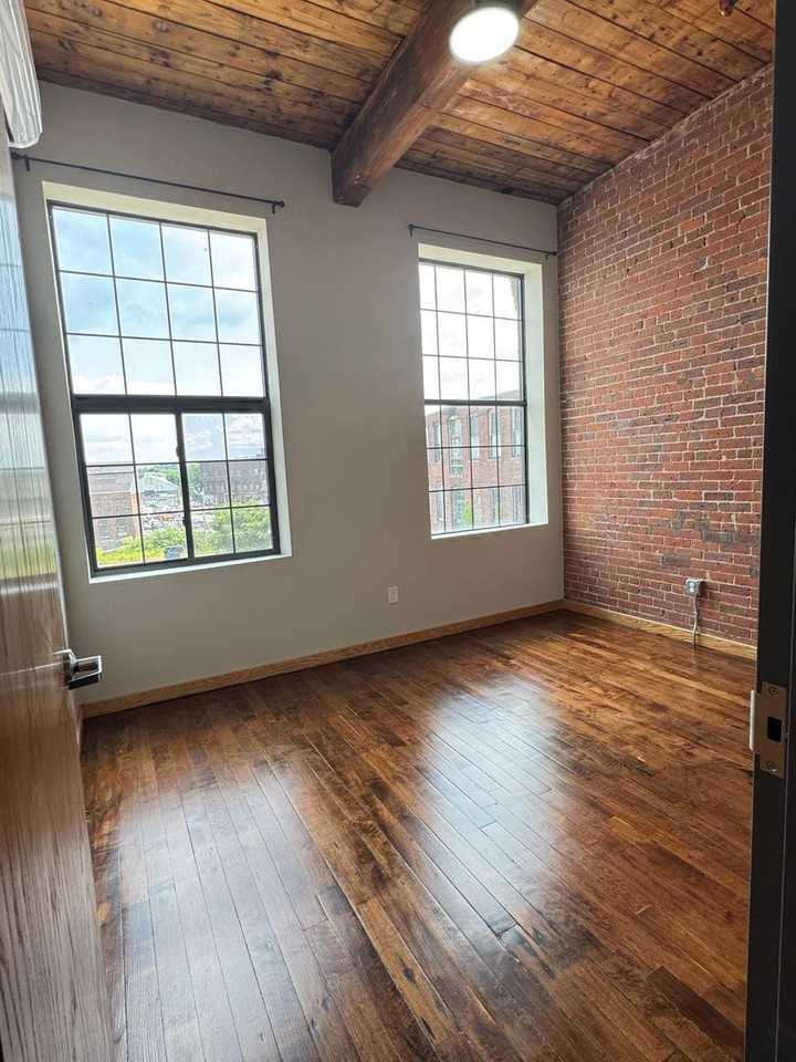 70 Webster St #307 - Photo 4 of 6