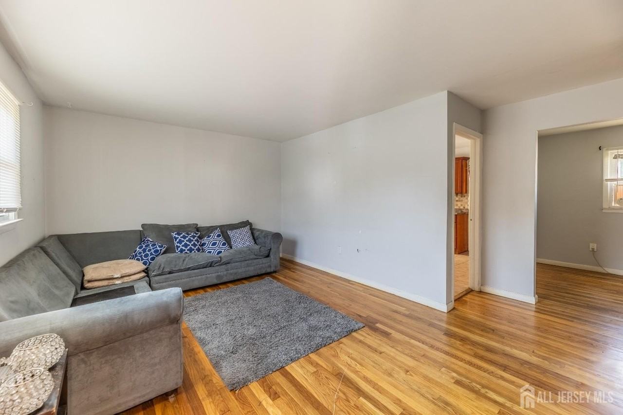 111 Emerson St #1 - Photo 2 of 10