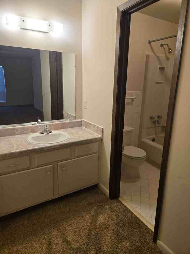 214 Yelton Ct - Photo 6 of 6