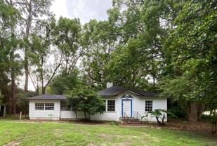 2717 Nw 1st Ave - Photo 1 of 1