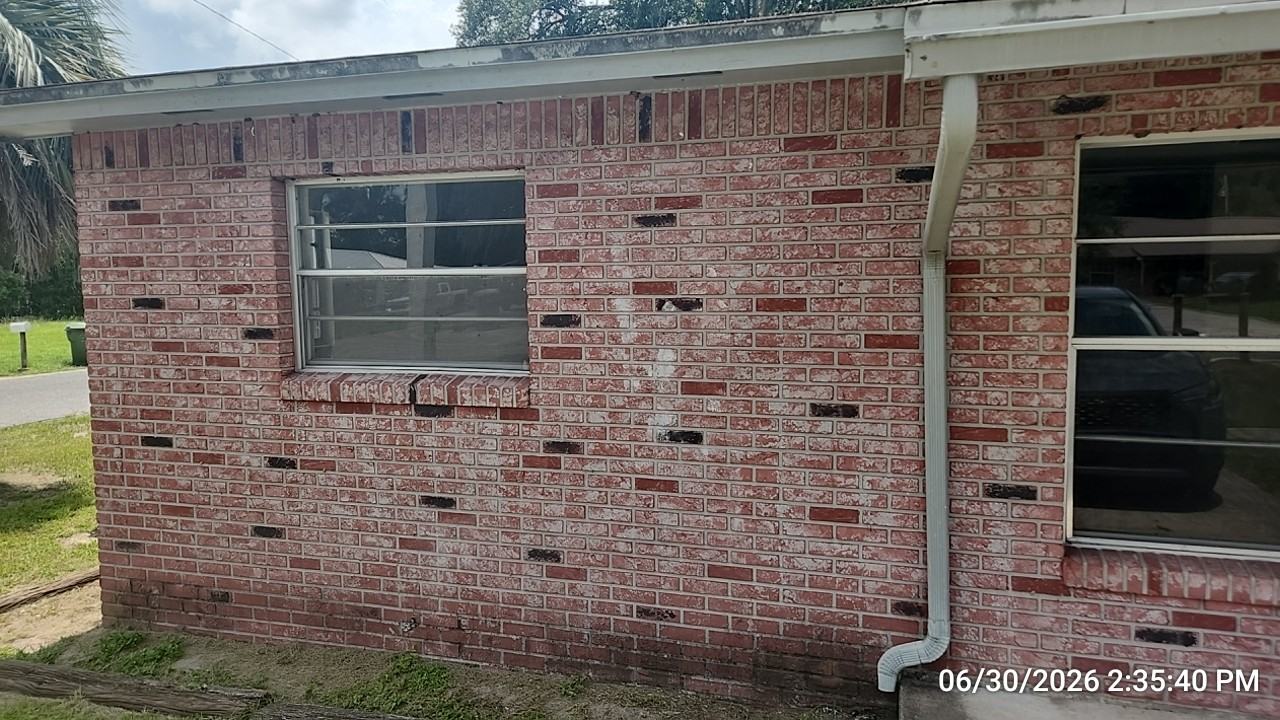 2442 Husson Ave - Photo 2 of 10