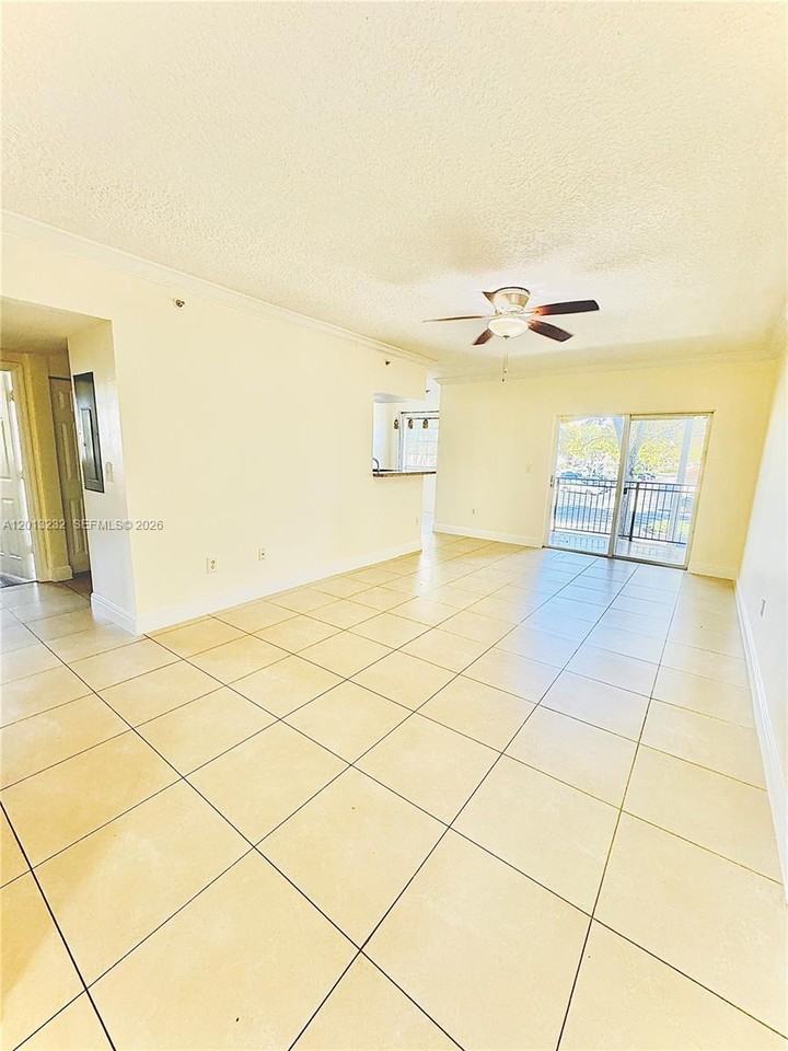 220 Southwest 116th Avenue - Photo 4 of 8