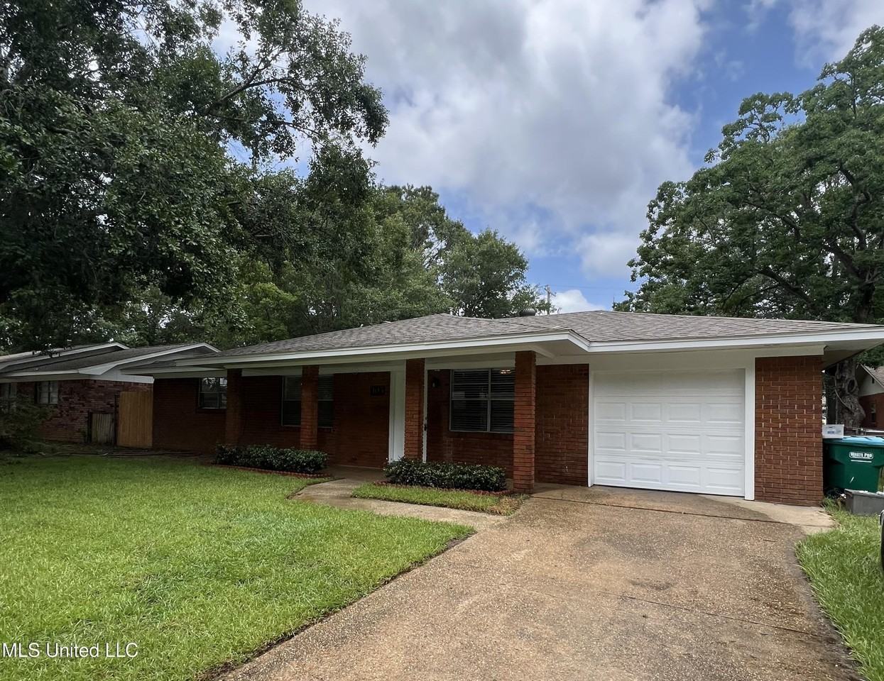 103 Ralph Dr