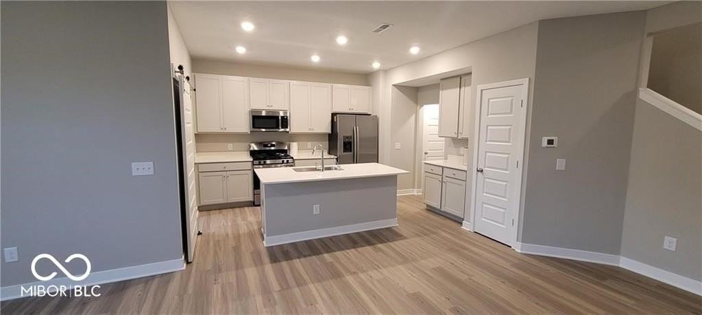 9829 Kenwood St - Photo 3 of 25