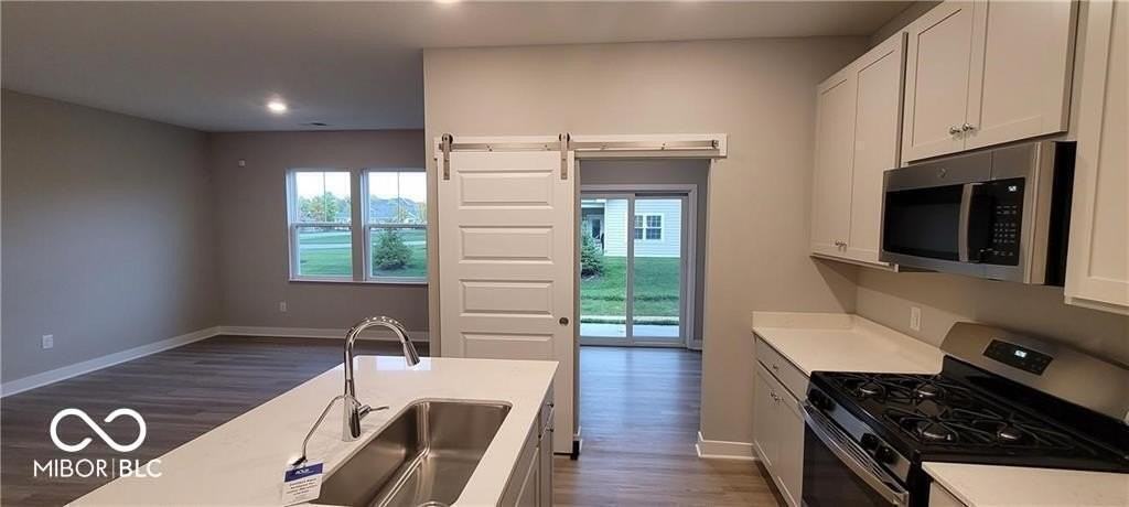 9829 Kenwood St - Photo 6 of 25