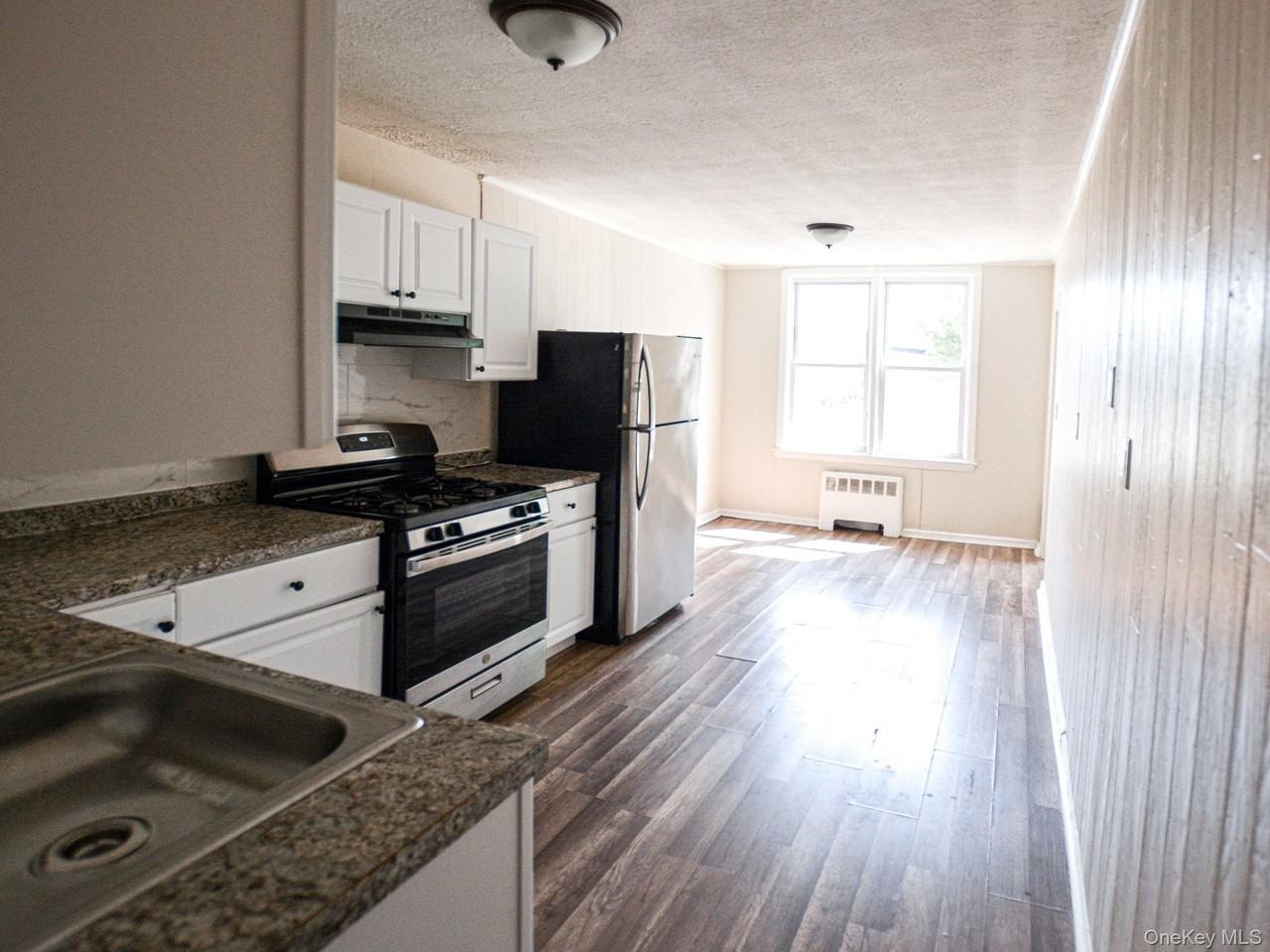 8426 Little Neck Pkwy #2 - Photo 2 of 12