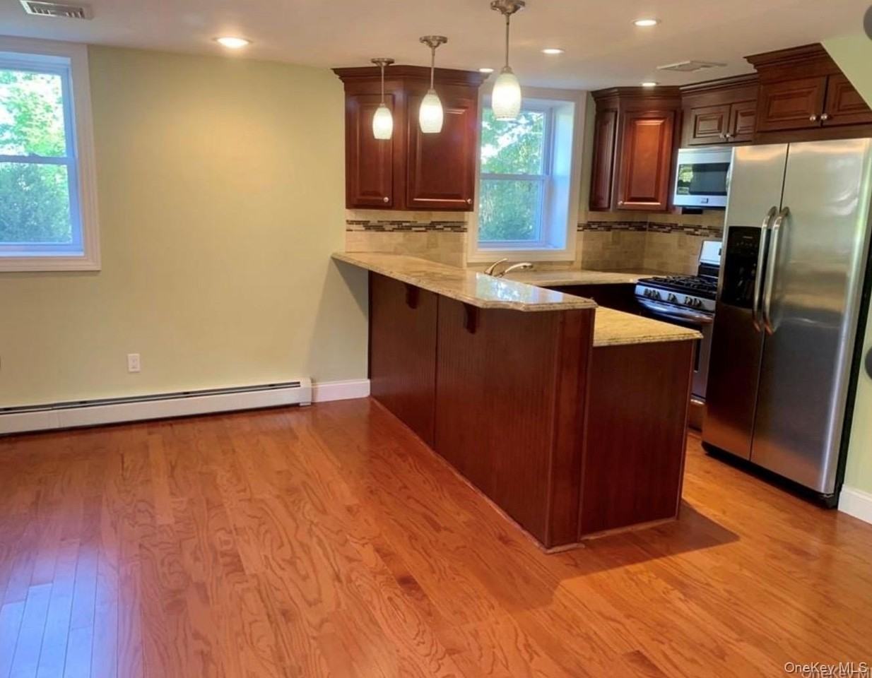 250 Oakland Ave - Photo 2 of 24