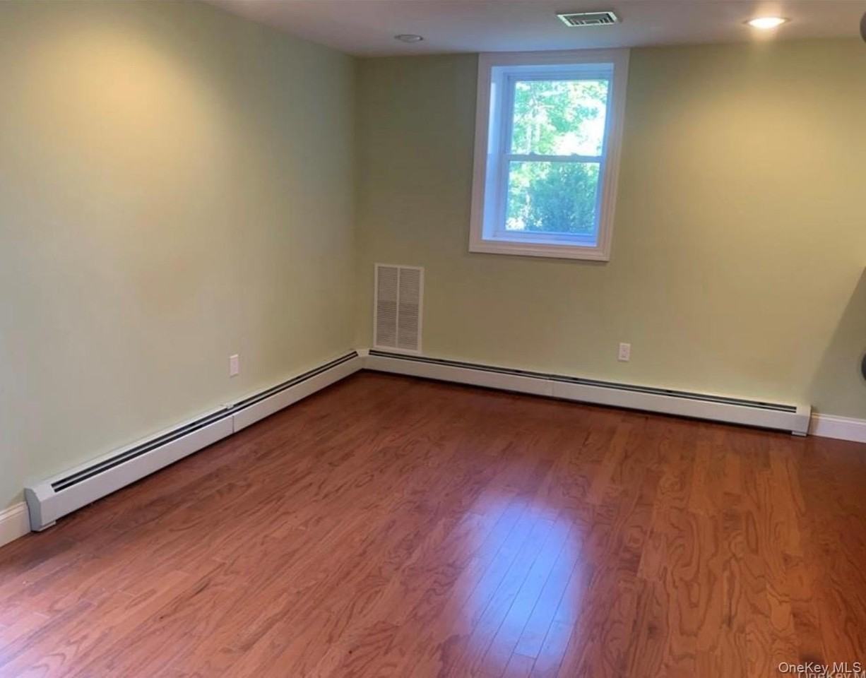 250 Oakland Ave - Photo 3 of 24