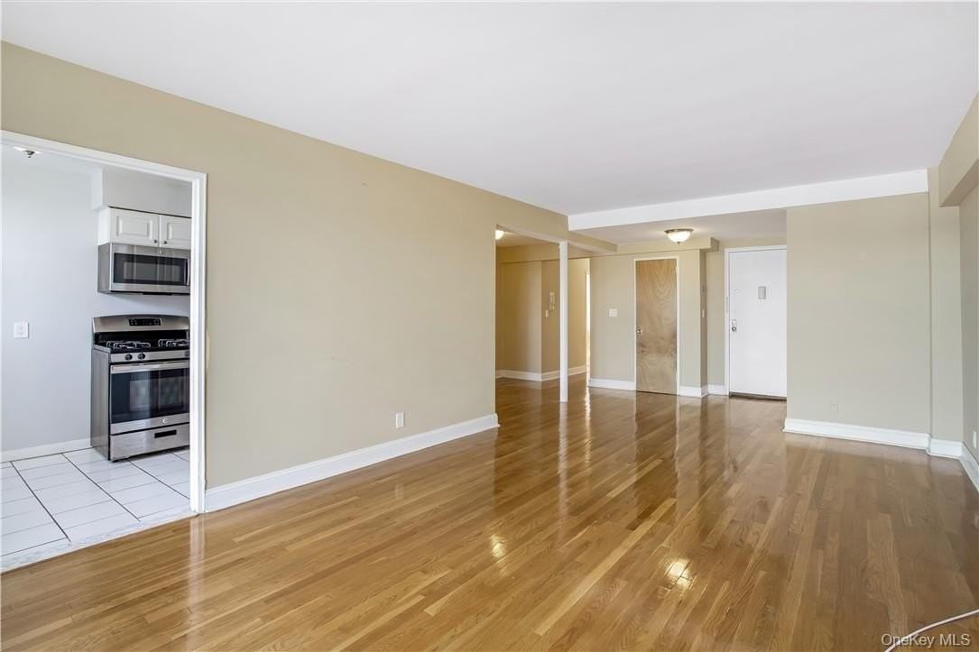 730 Pelham Rd #3F - Photo 6 of 26