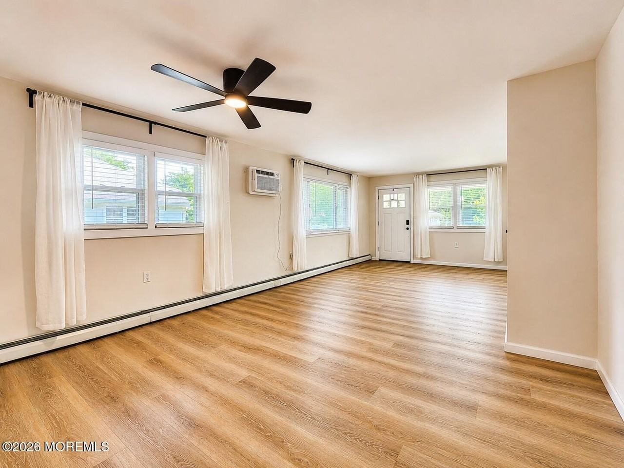 2016 Mount Hope Ln - Photo 6 of 21
