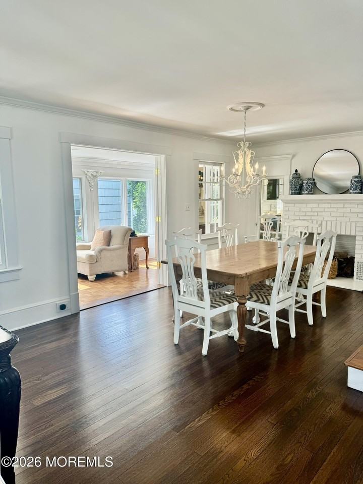 312 Boston Blvd - Photo 6 of 37