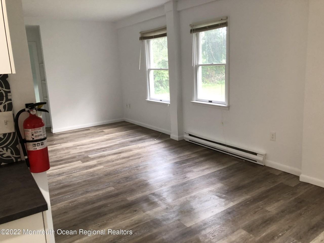 154 Vansant Ave #5 - Photo 3 of 12