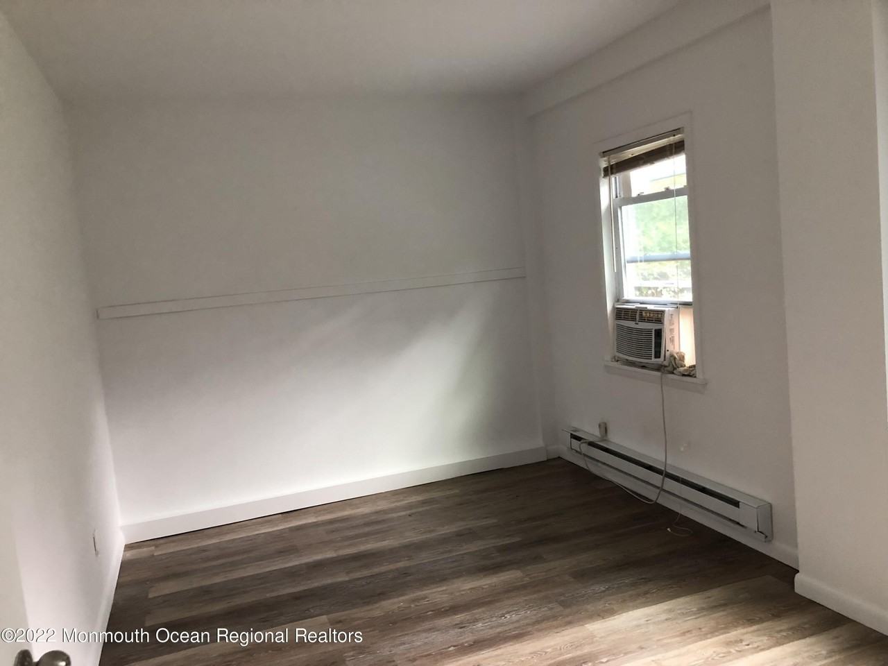 154 Vansant Ave #5 - Photo 5 of 12