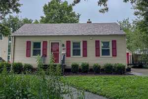 featured image of 807 W John St