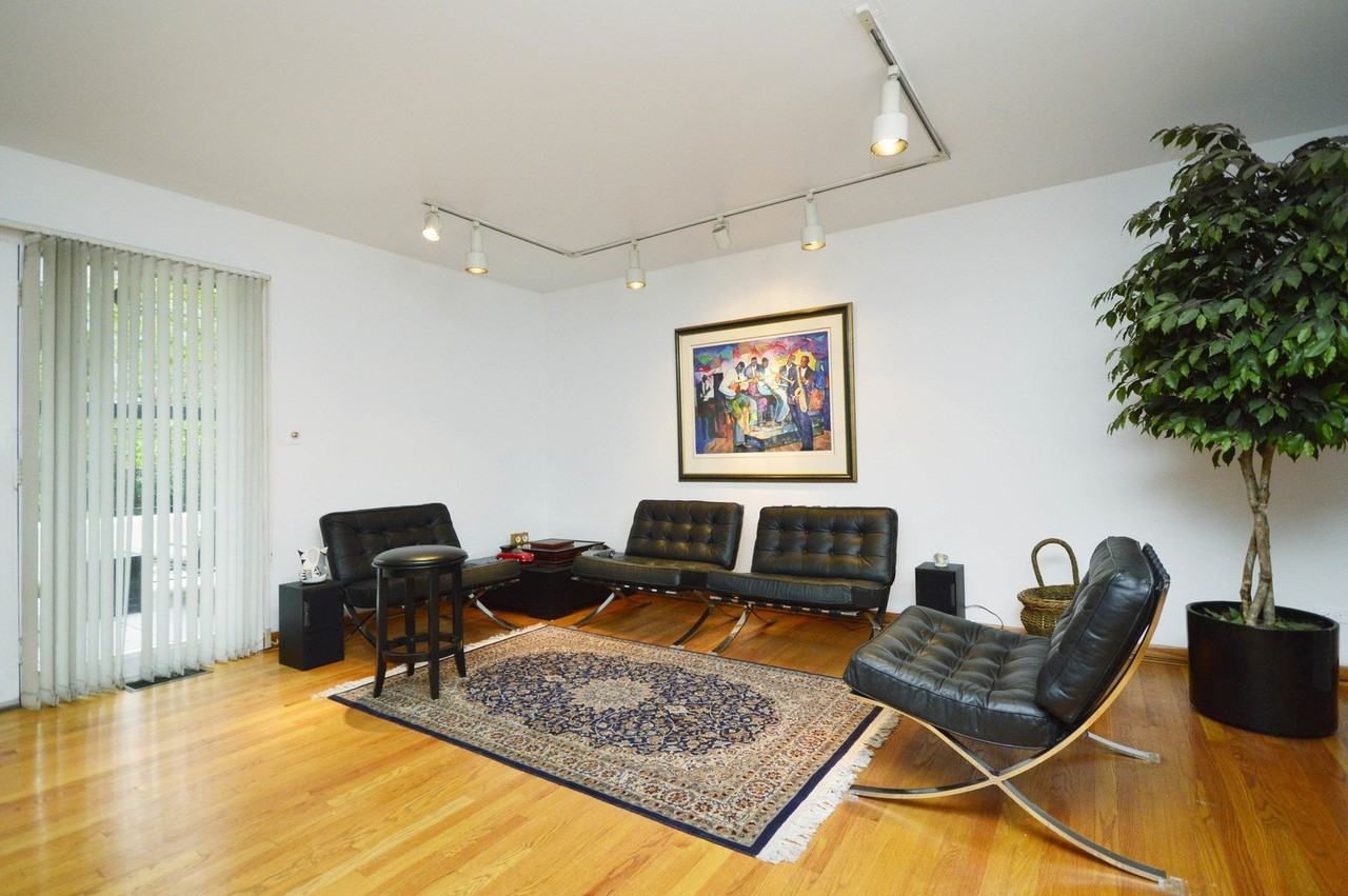 5117 S Cornell Ave #5117 - Photo 5 of 26