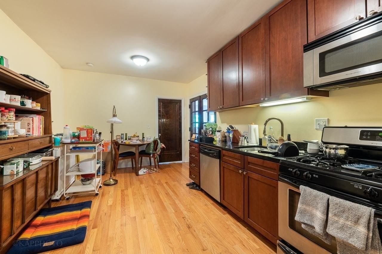 4850 N Oakley Ave #3F - Photo 5 of 9