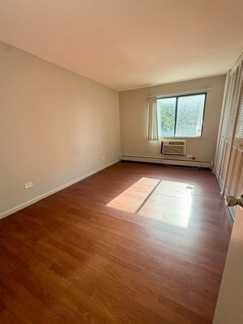 5348 N Cumberland Ave #300 - Photo 2 of 8