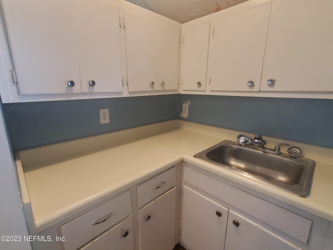 3114 Riverside Ave - Photo 7 of 17