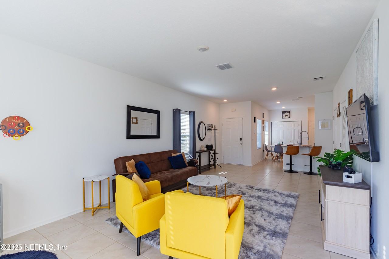 125 Barley St - Photo 4 of 32
