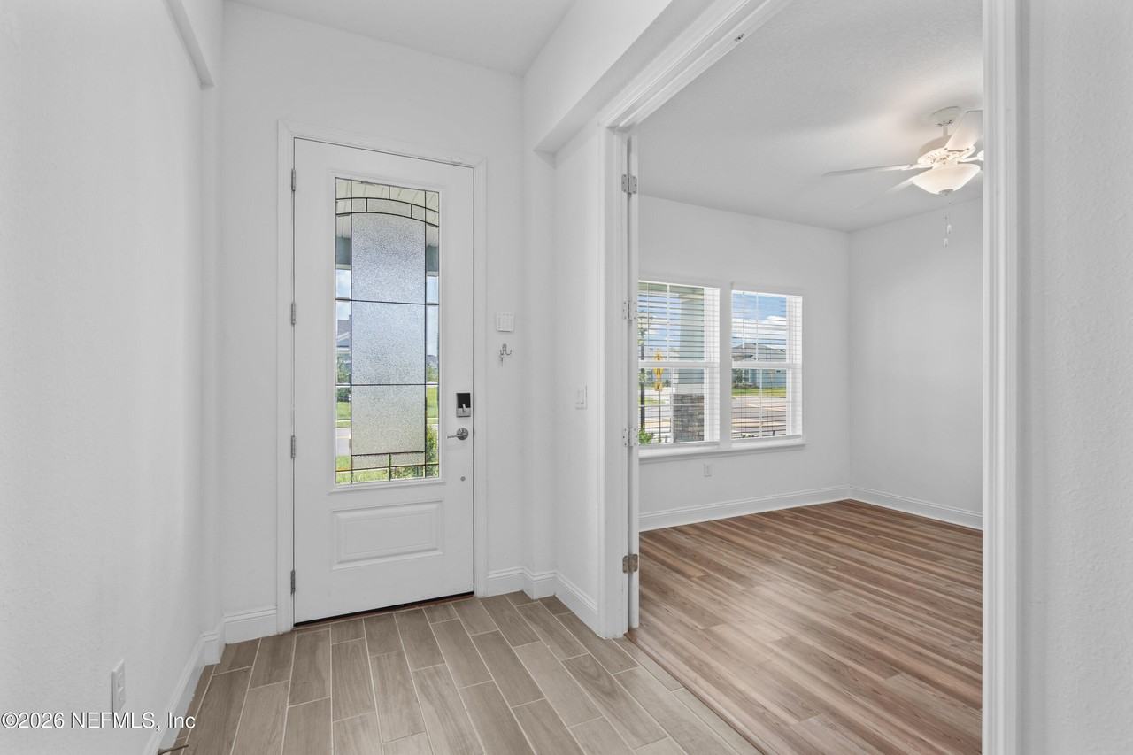 260 Oaklawn Ct - Photo 2 of 42