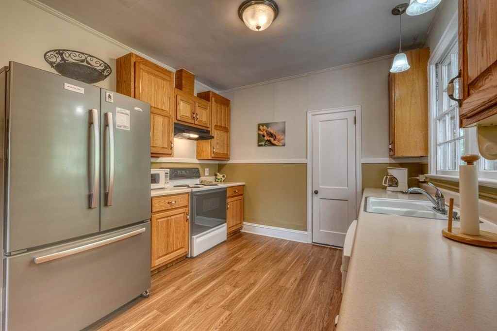 131 Wonderview Dr - Photo 5 of 40