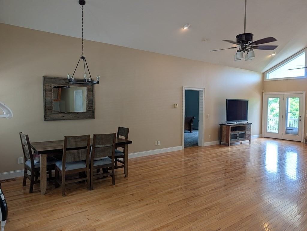 388 Ross Ridge Rd - Photo 4 of 28