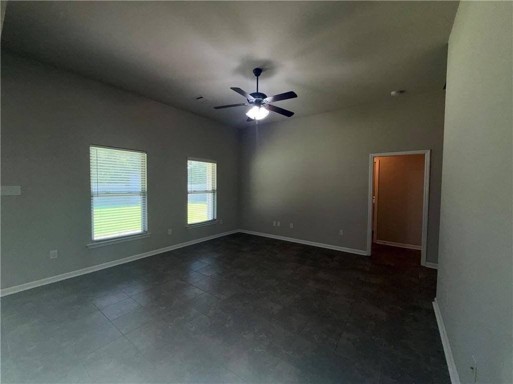 42225 Atmore Pl - Photo 3 of 21