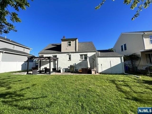 40 Oxford Ave - Photo 5 of 17