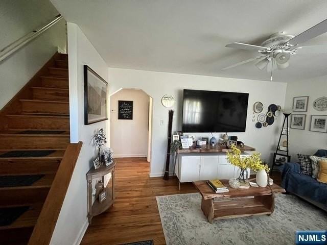 40 Oxford Ave - Photo 6 of 17