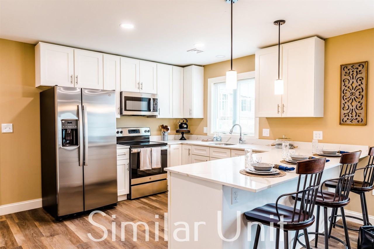 81 Mark Dr #81MD - Photo 6 of 25