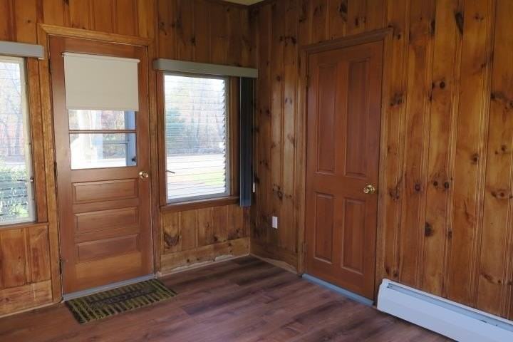 524 Wallis Rd - Photo 7 of 29