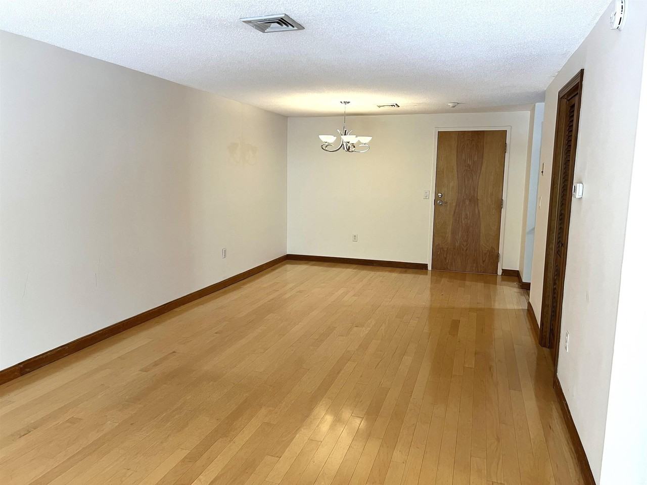 116 Bluestone Dr - Photo 6 of 16