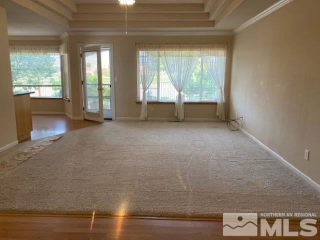 752 Divot Dr - Photo 3 of 16