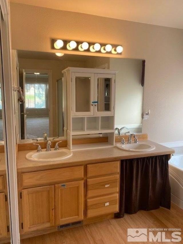752 Divot Dr - Photo 7 of 16
