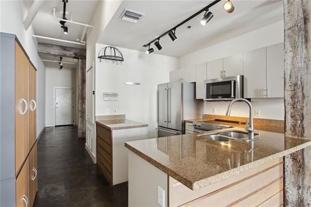 900 S Peters St #2 - Photo 6 of 15