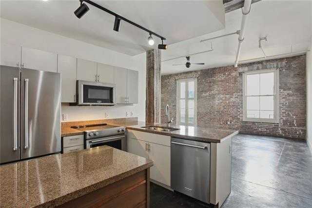 900 S Peters St #2 - Photo 7 of 15