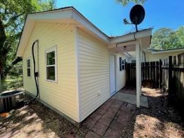 featured image of 210 N Ruland St #B