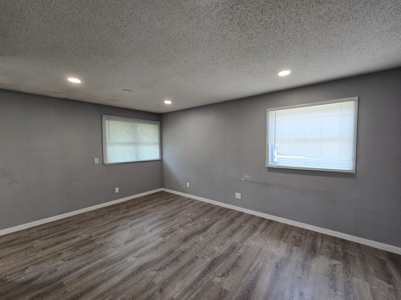109 Ludland DriveUnit 7 #1 - Photo 5 of 12