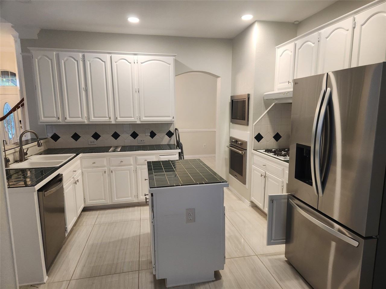 4175 Midrose Trl - Photo 5 of 14